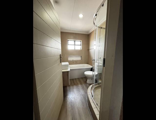 2 BEDROOM APARTMENT FOR SALE IN ROODEPARK ECO ESTATE
